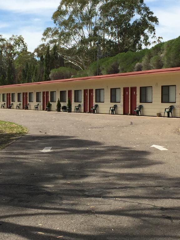 Wagon Wheel Motel & Units Coonabarabran Exterior photo